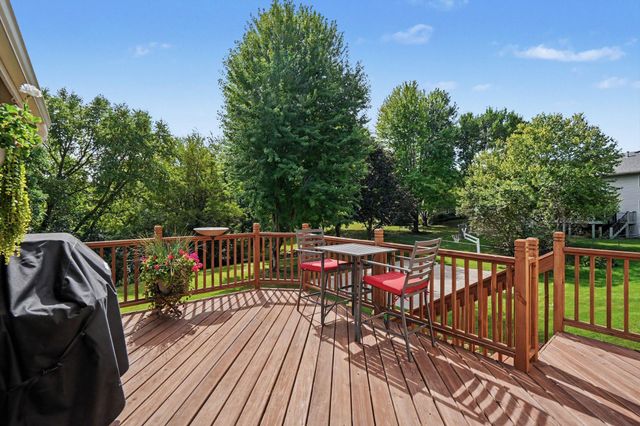 17207 Trenton Lane, Eden Prairie, MN 55347