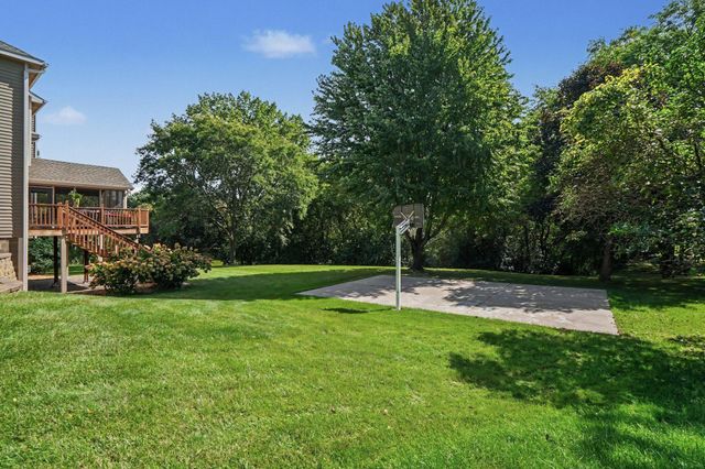 17207 Trenton Lane, Eden Prairie, MN 55347