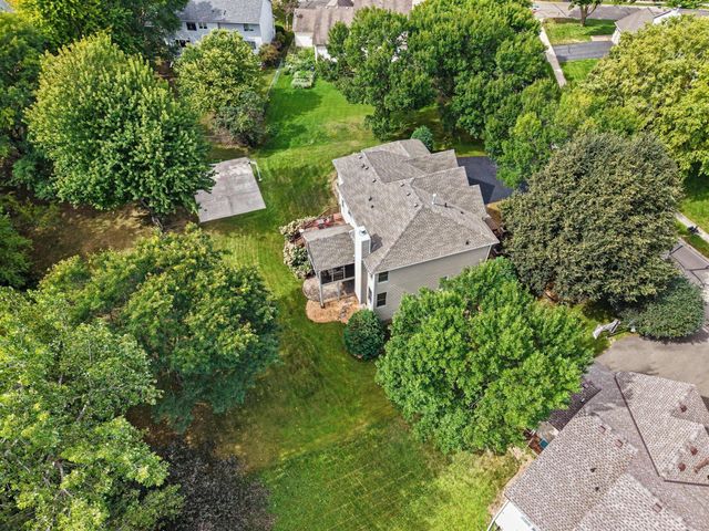17207 Trenton Lane, Eden Prairie, MN 55347