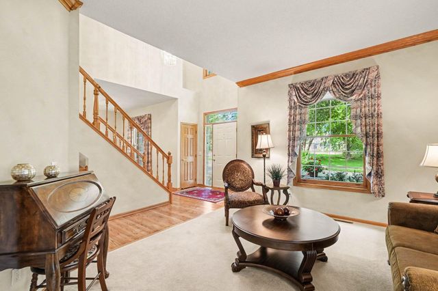 17207 Trenton Lane, Eden Prairie, MN 55347