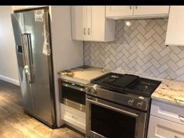 8565 Hiridge Street, Houston, TX 77055