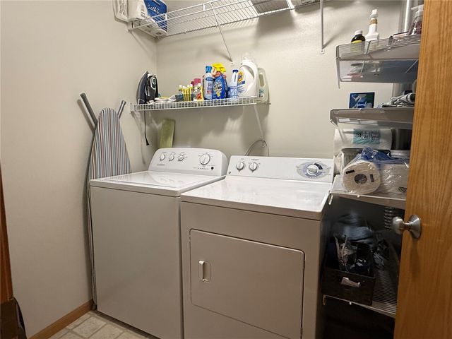 4377 Berkeley Lane, Iowa City, IA 52245