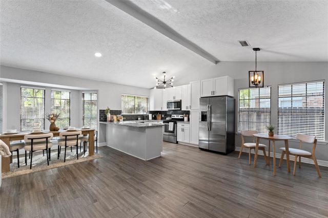 17 S Greenbud Court, The Woodlands, TX 77380