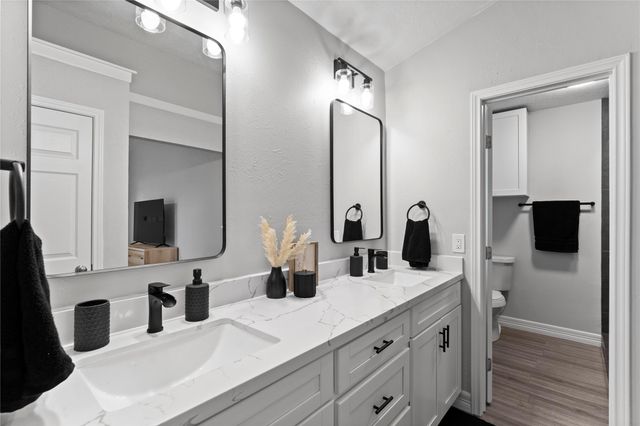 17 S Greenbud Court, The Woodlands, TX 77380