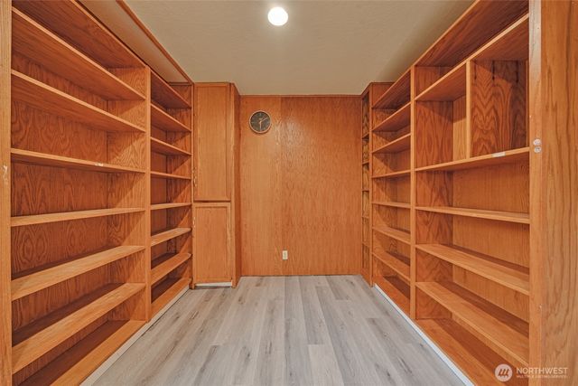 3811 S 239th Street, Kent, WA 98032