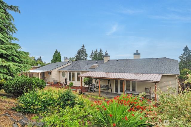 3811 S 239th Street, Kent, WA 98032