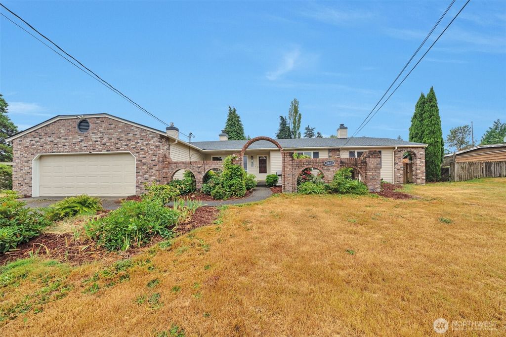 3811 S 239th Street, Kent, WA 98032