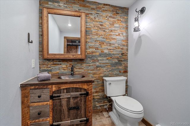 9098 Lariat Lane, Evergreen, CO 80439