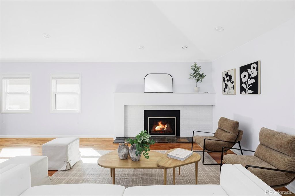 7500 E Dartmouth Avenue 8, Denver, CO 80231