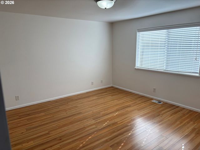 6087 GEYSER PEAK Pl, Eugene, OR 97402