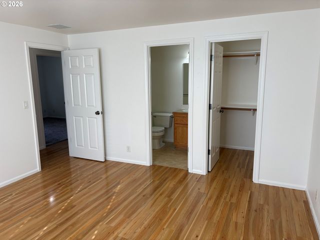 6087 GEYSER PEAK Pl, Eugene, OR 97402
