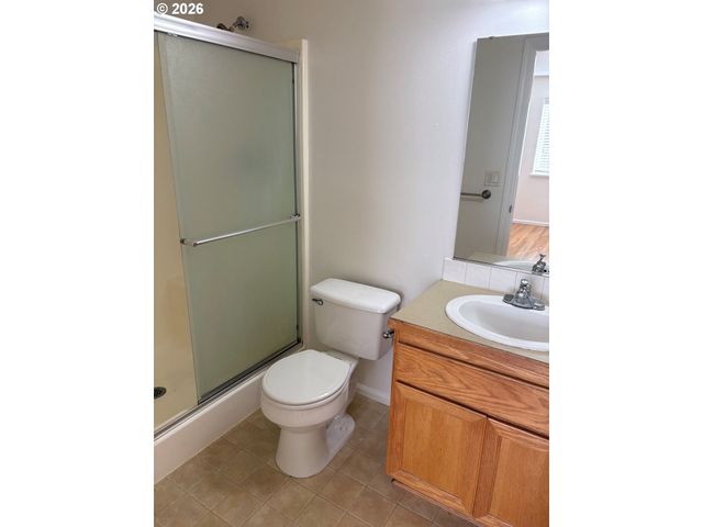 6087 GEYSER PEAK Pl, Eugene, OR 97402