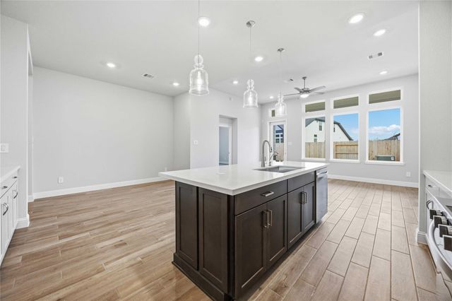 7610 Cattail Shallows Lane, Katy, TX 77493