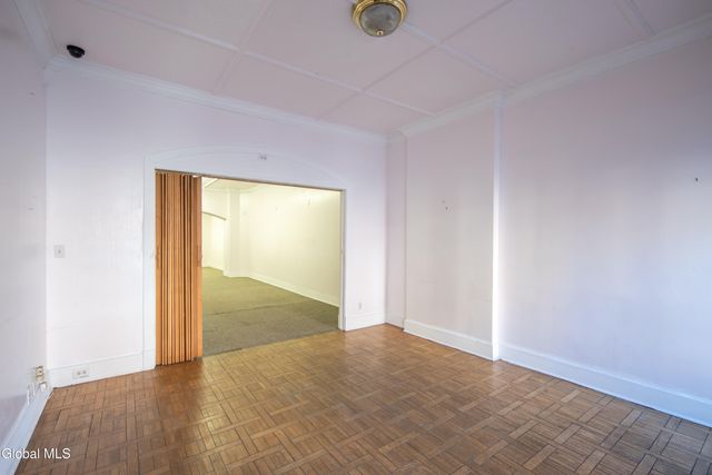 184 Central Avenue, Albany, NY 12206