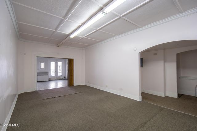 184 Central Avenue, Albany, NY 12206