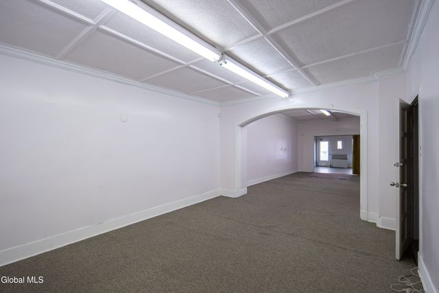 184 Central Avenue, Albany, NY 12206