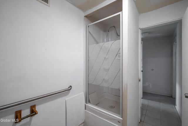 184 Central Avenue, Albany, NY 12206