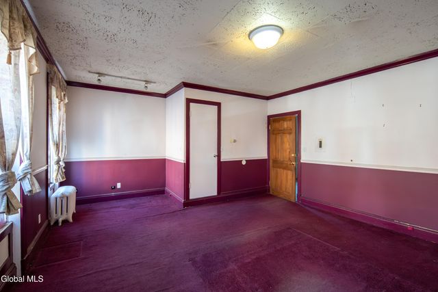 184 Central Avenue, Albany, NY 12206