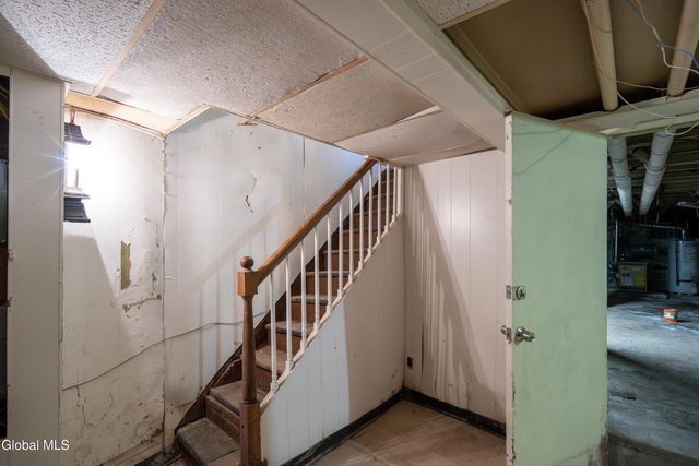 184 Central Avenue, Albany, NY 12206