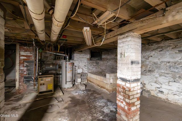 184 Central Avenue, Albany, NY 12206