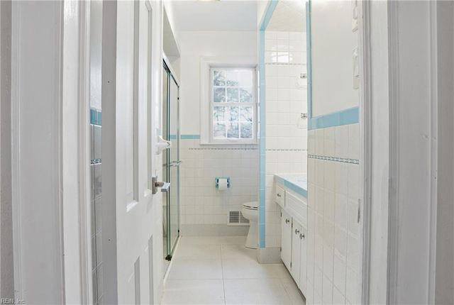 5935 Lathan RD, Norfolk, VA 23502