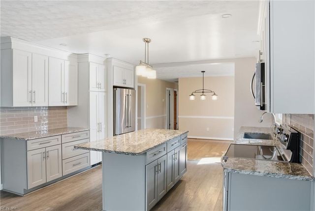 5935 Lathan RD, Norfolk, VA 23502