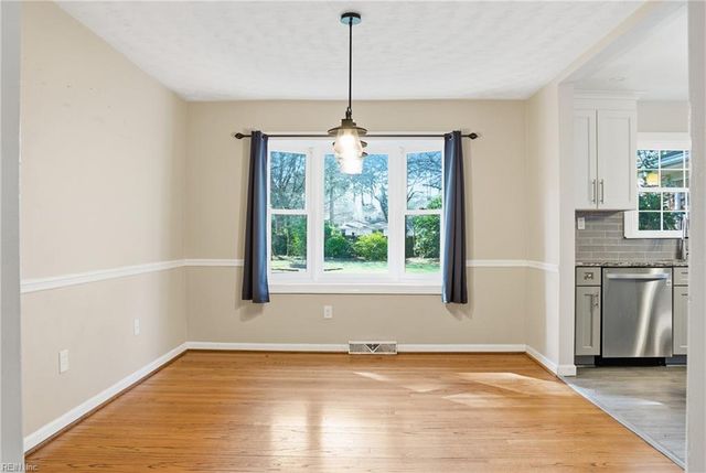 5935 Lathan RD, Norfolk, VA 23502