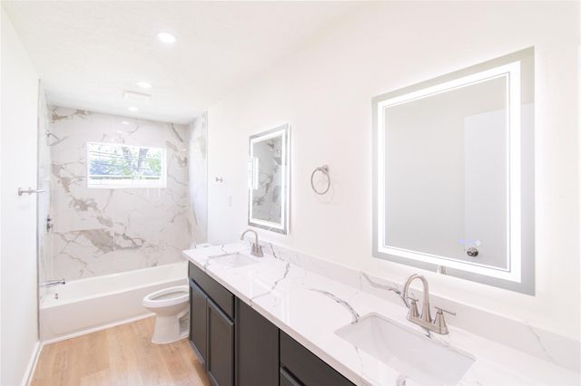 3906 Knotty Oaks Trail, Houston, TX 77045