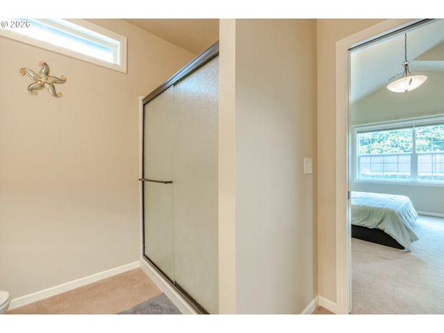 3128 LAKE CREST Dr, Eugene, OR 97408