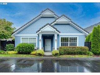 3128 LAKE CREST Dr, Eugene, OR 97408