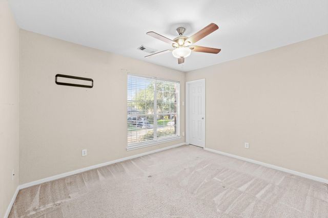7909 Silver Oak Drive, Texas City, TX 77591