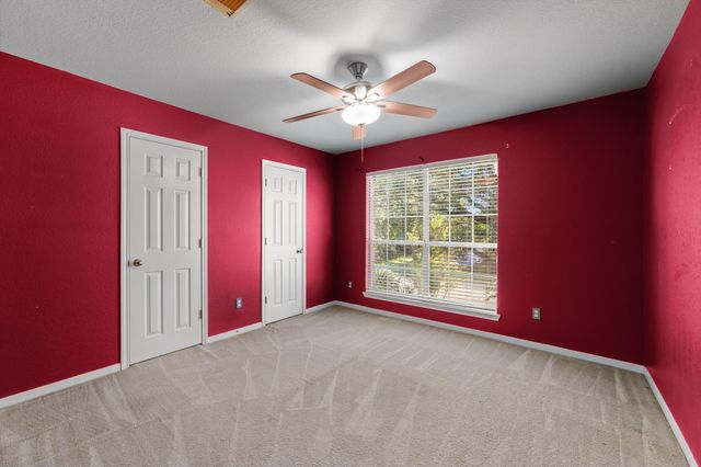 7909 Silver Oak Drive, Texas City, TX 77591