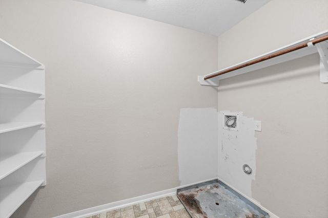 7909 Silver Oak Drive, Texas City, TX 77591