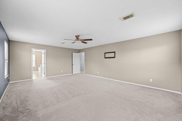 7909 Silver Oak Drive, Texas City, TX 77591