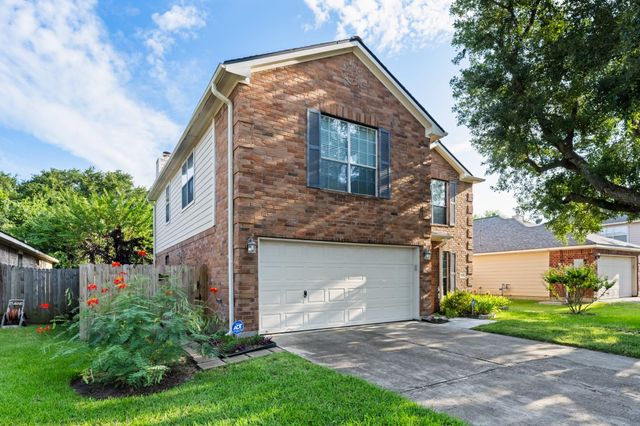 7909 Silver Oak Drive, Texas City, TX 77591