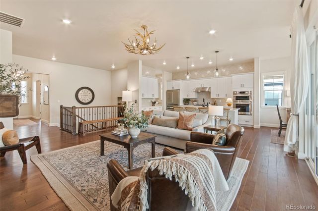 10219 W Coal Mine Place, Littleton, CO 80127