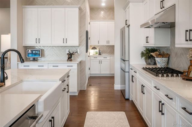 10219 W Coal Mine Place, Littleton, CO 80127