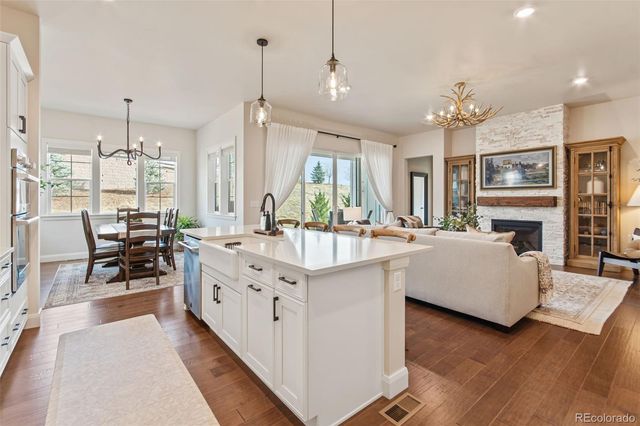 10219 W Coal Mine Place, Littleton, CO 80127