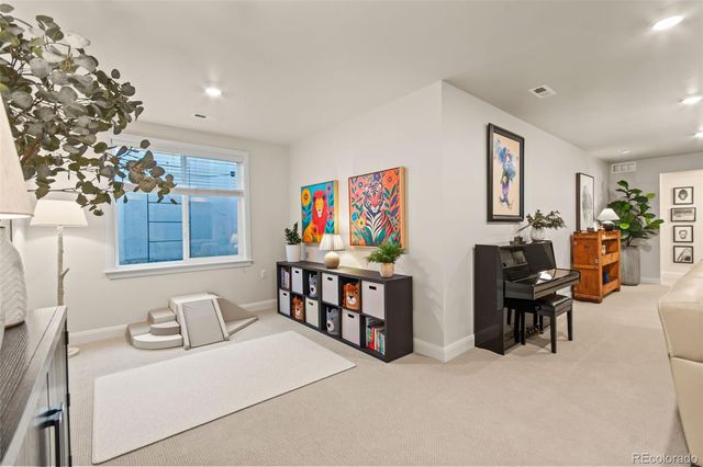 10219 W Coal Mine Place, Littleton, CO 80127