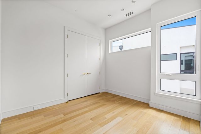 3909 Hawthorne Avenue 101, Dallas, TX 75219