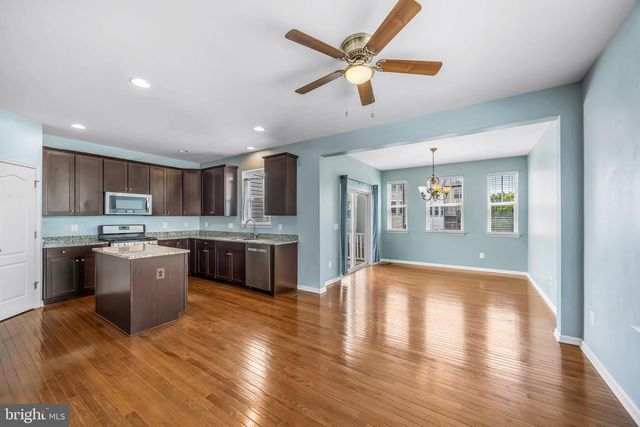 7 COULTER LN, Stafford, VA 22554