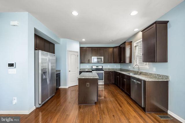 7 COULTER LN, Stafford, VA 22554