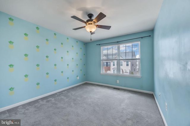 7 COULTER LN, Stafford, VA 22554