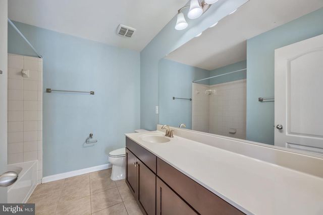7 COULTER LN, Stafford, VA 22554