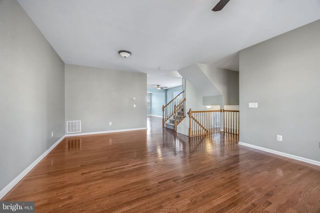 7 COULTER LN, Stafford, VA 22554