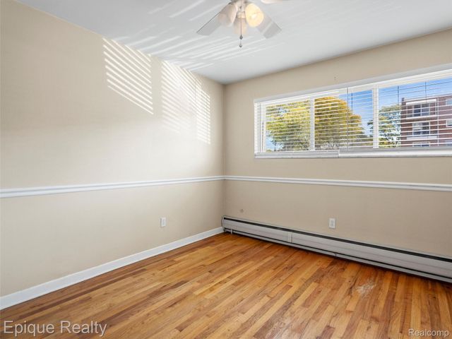 2915 W 13 Mile Road 101, Royal Oak, MI 48073