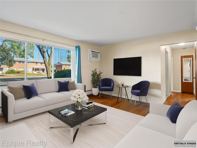 2915 W 13 Mile Road 101, Royal Oak, MI 48073