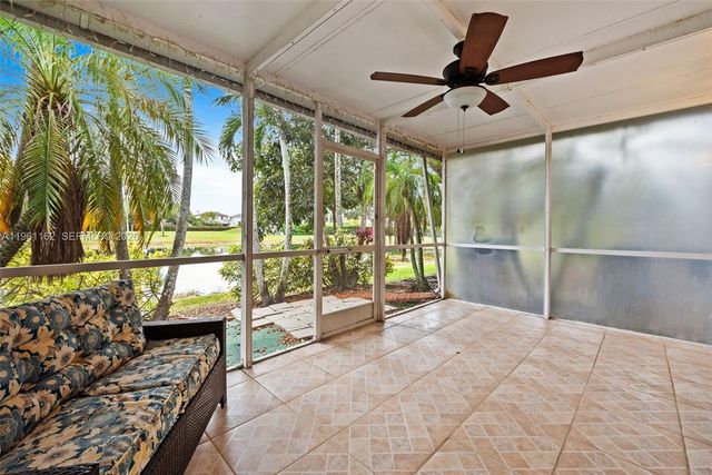 20807 NW 3rd Ct 2807, Pembroke Pines, FL 33029