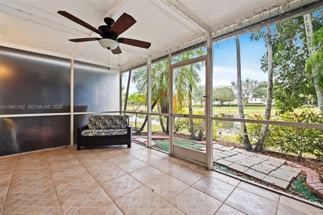 20807 NW 3rd Ct 2807, Pembroke Pines, FL 33029