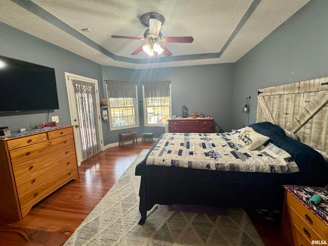 17794 E FAIRFIELD Road, Mt Vernon, IL 62864